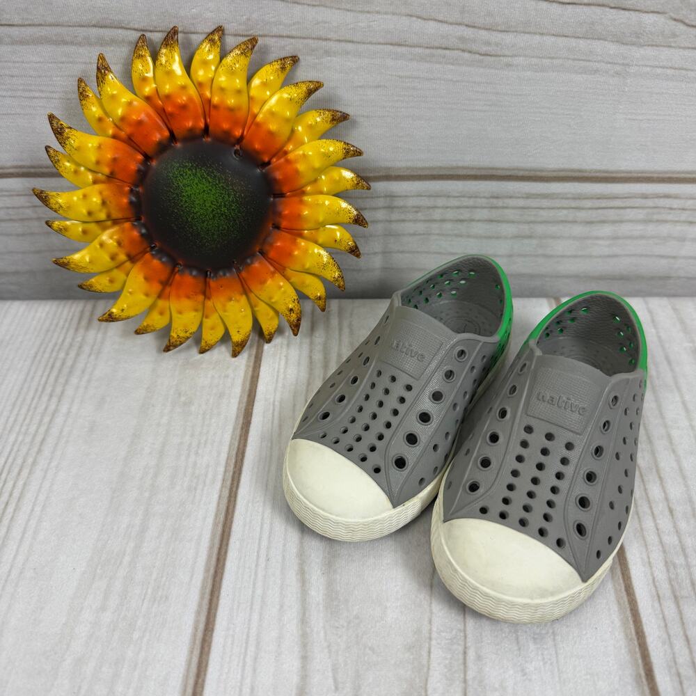 Native Shoes Jefferson Child Size C7 Grey Green Slip On Water Shoes Toddler Kids